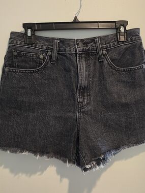 Madewell High-Rise Denim Cutoff Shorts in Washed Black Size 27